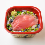 北海丼丸 - 料理写真:サバマグロ丼!脂ののったシメサバと赤身の王様マグロのうれしい組み合わせ!
