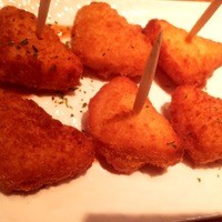 バル デ エスパーニャ ムイ 東京店 - カマンベールチーズのフリッター