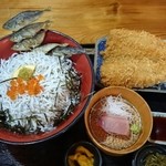 福浦漁港 みなと食堂 - しらす丼