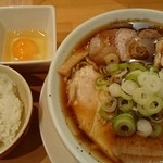 中華そば ムタヒロ - ゲゲゲ限定:ムタヒロブラック♪(ゴハン生卵付)