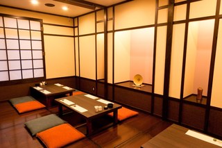 Sousaku Shunsai Ajisai - 【あ～う番】完全個室　12名様　又は　半個室2～4名様×３卓