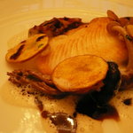 レストラン クレッセント - 真子鰈のポワレ 天然茸添え