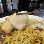 麺匠 中うえ  - らーめん　７００円　ＢＬＡＣＫ　2016/5