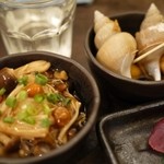 アキバの酒場 - なめたけおろし＆今日はバイ貝煮つけが俺の心を揺さぶる(*´Д｀)ﾊｧﾊｧ