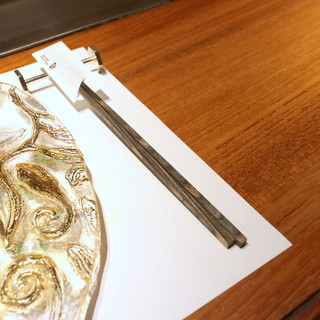Suteki Kaiseki Miyako Kasuga - お箸はとても軽くて細め。 '16 4月上旬