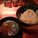 瞠 - 濃厚魚介つけめん