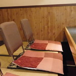 とんＱ - 一階客席