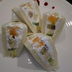 フルーツピークス いわき鹿島店 - フルーツサンド