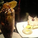 ゴブリン カフェ - チョコレートパフェとモンブランケーキ（マンゴーアイス付）