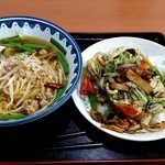 台湾料理 龍勝 - 台湾ラーメン+回鍋飯７００円