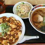 大雅 - マーボ丼セット 850円