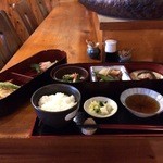 旬菜 和彩美 - 2段重になったお弁当、これで900円(税込)です♪