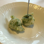 La Brianza - アミューズ的な感じで出されるゼッポラ。