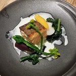 ラターブルドゥシュエット - 【H28.4.18】ノルウェーサーモンのポワレ・ヴァンブランソース。