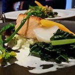 ラターブルドゥシュエット - 【H28.4.18】ノルウェーサーモンのポワレ・ヴァンブランソース。