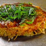 Okonomiyaki Raku - 西条焼