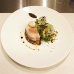 シャンペトル - ランチコース 2700円 の丹波黒鶏のガランティーヌ レンズ豆のサラダ仕立て