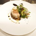 シャンペトル - ランチコース 2700円 の丹波黒鶏のガランティーヌ レンズ豆のサラダ仕立て