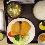 藤屋食堂 - ミックスフライ定食￥830