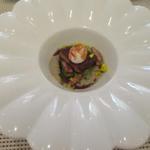 ビストロ ダイア - 北海道富良野産グリーンアスパラガスと仏産フォアグラ
      クレーム・ド・シャンピニオン　マデラソース　ウズラ卵のポーチ・ド・エッグを添えて H28.5月再訪