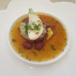 ビストロ ダイア - 北海道伊達産貝穀豆と豚肉の煮こみ　アイヌネギ風味
      北海道産キタアカリと蕪のピューレ H28.5月再訪