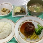 東京大学 中央食堂 - コープランチ（ハンバーグと鯖フライ 600円）