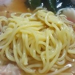 峰来軒 - ワンタン麺の麺