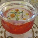 ビストロ ダイア - 北海道伊達産ゴボウの冷製ポタージュ　北海道産バフンウニのクープ仕立て H28.5月再訪