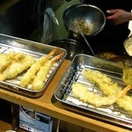 お好み定食790円､海老･イカ･白身･カボチャ･ナス･玉葱。