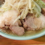 ラーメン富士丸 西新井大師店 - 豚