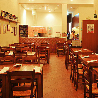 ピッツェリア イゾラ_1