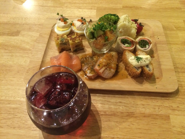 サーモンバル パーシャ(SALMONBAL PARTIA)>