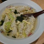 珉珉 - これがうわさのスーパー水餃子！ご賞味あれ！