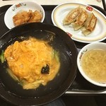 餃子の王将 - 極王天津飯セット