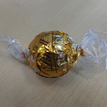 リンツ ショコラ ブティック＆カフェ - リンドールキャラメル