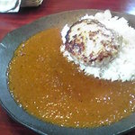 ダッチオーブン - 黒豚ハンバーグ（ルー）　1,000円