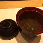 鮓 きずな - 本日の白身魚の赤出汁