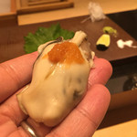 鮓 きずな - 仙鳳趾牡蠣のにぎり