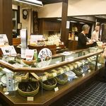 今西本店 - 店内