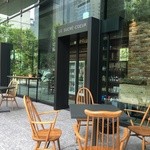 ル・シュクレクール - 2016年5月2度目の訪問
      外観　外にもテーブルせきがあります。