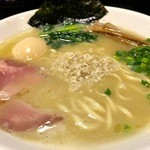 東行 - 味玉濃厚鶏白湯ラーメン（2016.05）