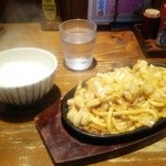 Musashino Kuni - ランチＡ ホルモンうどん定食680円