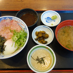 街かど屋 - 月見鮪たたき丼定食+とろろ