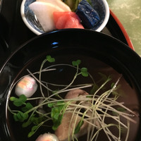 うなぎ秋本 - お新香と肝吸い
                