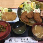 平野屋 - メンチかつ定食＋コロッケ