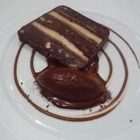 レザンファン ギャテ - チョコレートケーキ風テリーヌ