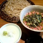 Yorozuya Yuukyou - ランチ『葱トロ丼とお蕎麦』￥1000-