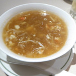 中国飯店 - 蟹肉入りフカヒレスープ