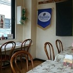 洋食レストラン キッチン･シューラク - 店内。(2階)