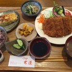 cafe 木蓮 - ロースカツ定食（９００円）